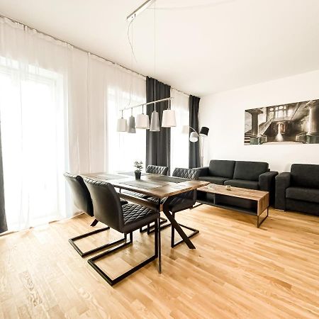 Modernes Luxus-Apartment Im Leipziger Zentrum Luaran gambar