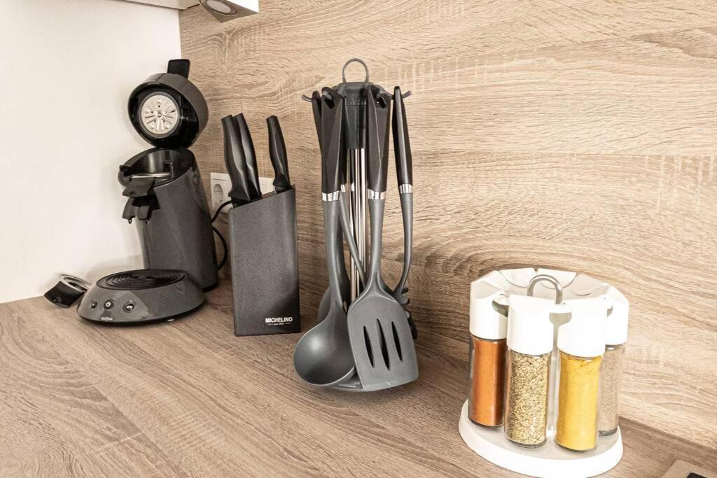 Modernes Luxus-Apartment Im Leipziger Zentrum Luaran gambar
