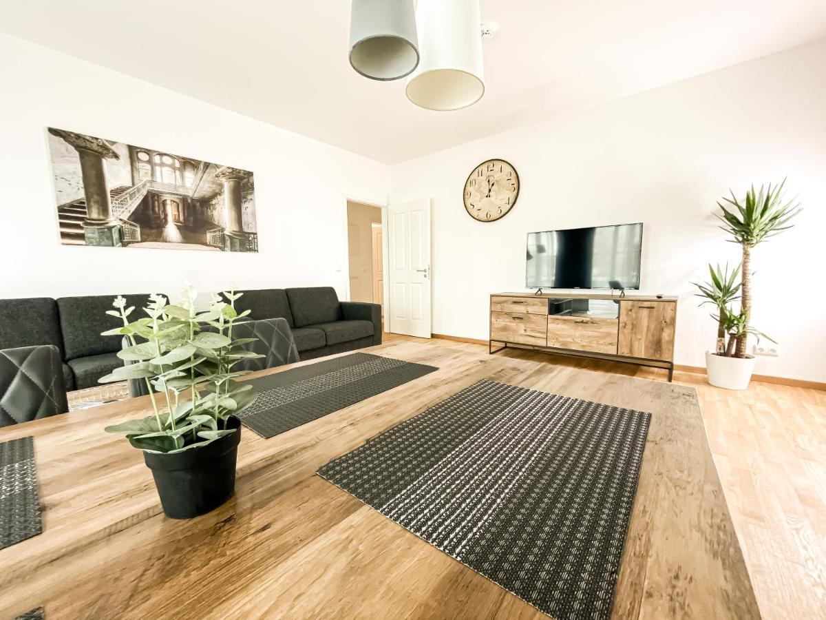 Modernes Luxus-Apartment Im Leipziger Zentrum Luaran gambar