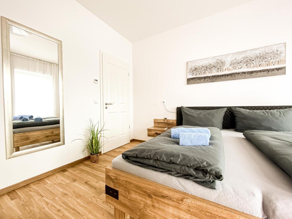 Modernes Luxus-Apartment Im Leipziger Zentrum Luaran gambar